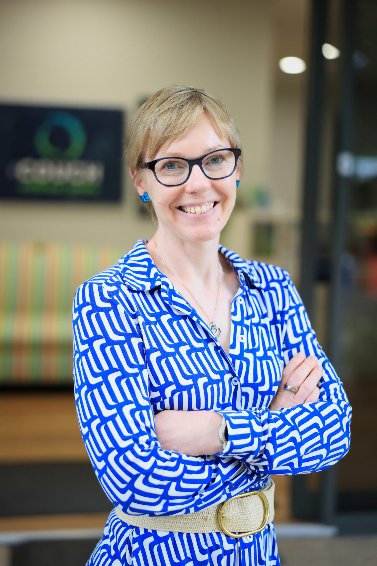 Dr Helen Hobson